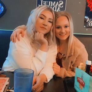 Meet your Posher, Lacee